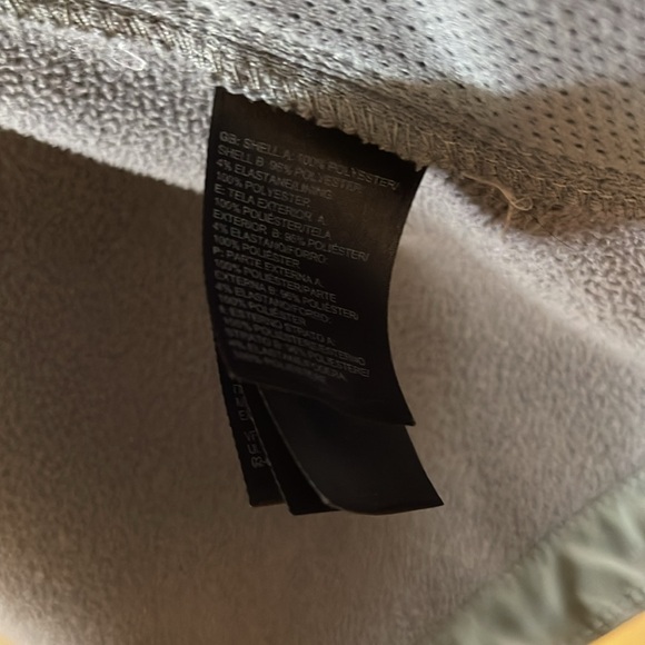 The North Face Grey Lightweight Jacket - Men’s Size Large - Picture 9 of 9